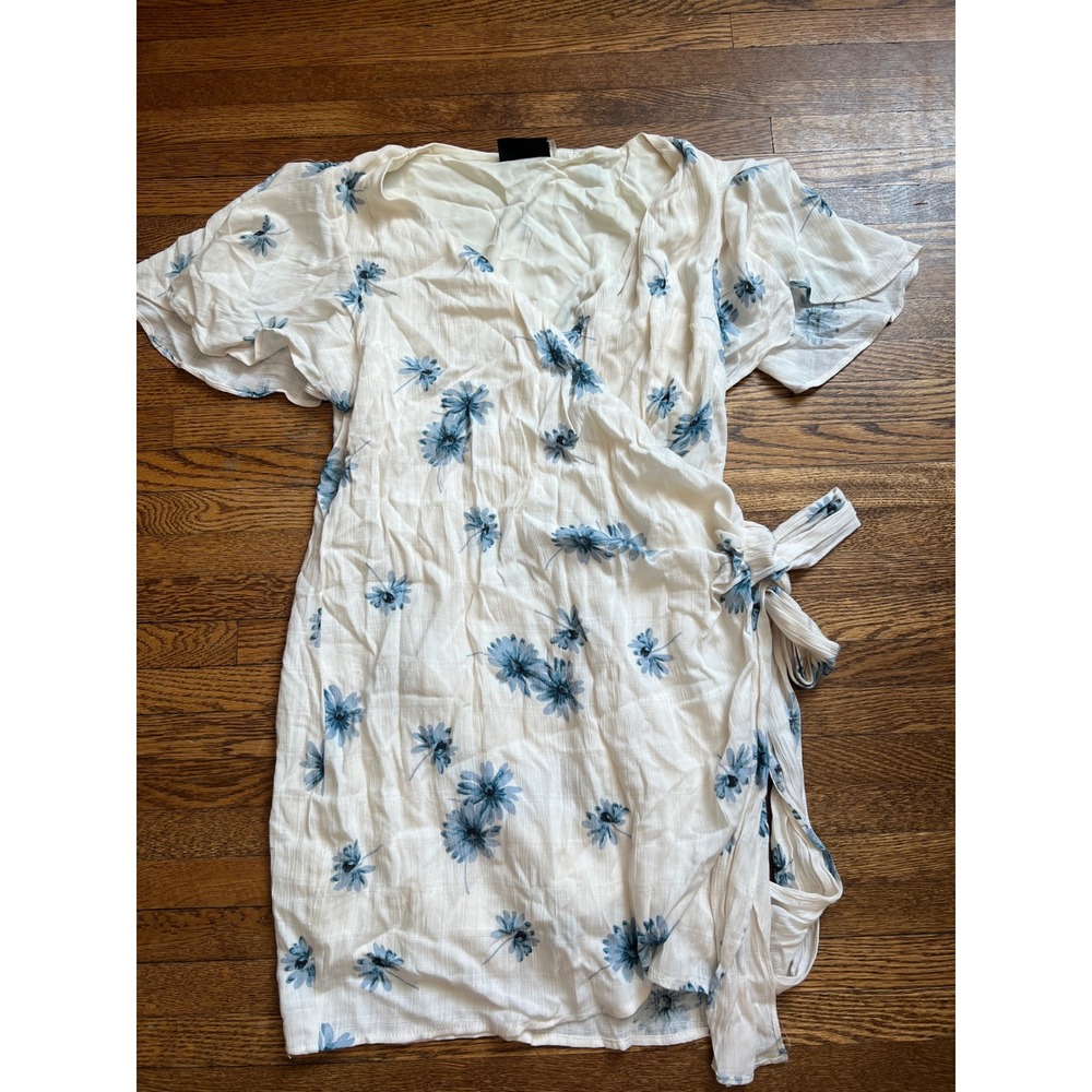 VICI Women's Floral Wrap Mini Dress Cream Blue Flutter Sleeve XS - Picture 2 of 6